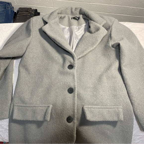 Pretty Little Thing Thick Peacoat Blazer Button Up Fluffy Fleece Oversized Loose - Picture 9 of 9